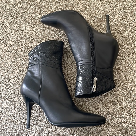 Respect Yourself Shoes - Genuine Leather Zip Ankle Booties with Pattern